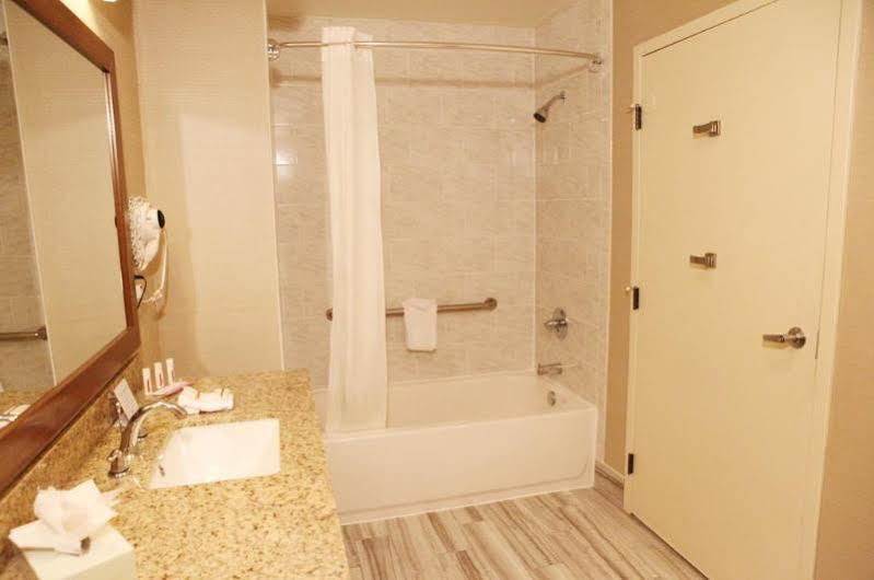 Comfort Suites Denver Kültér fotó